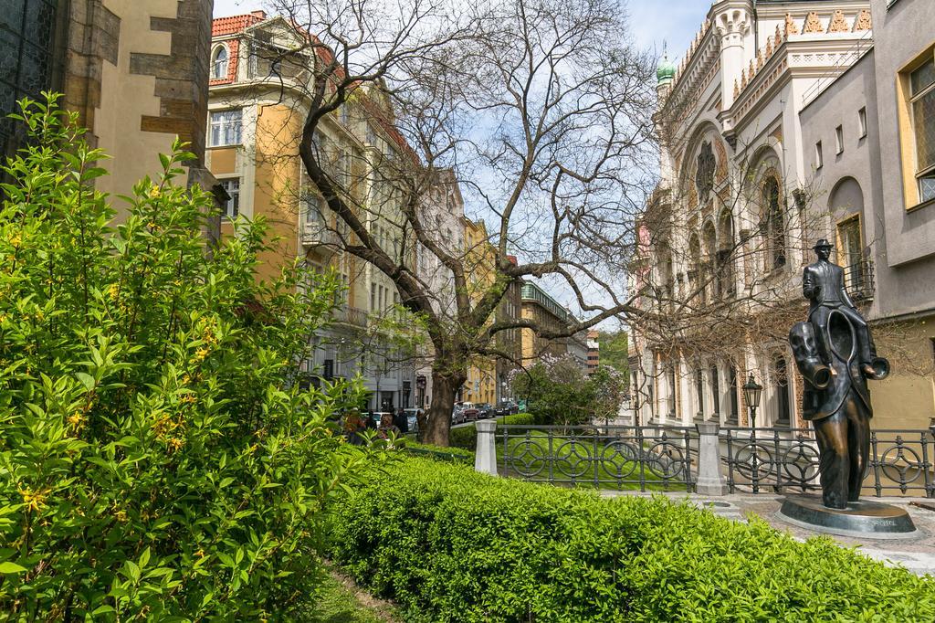 Wishlist Old Prague Residences - Charles Bridge Exterior photo